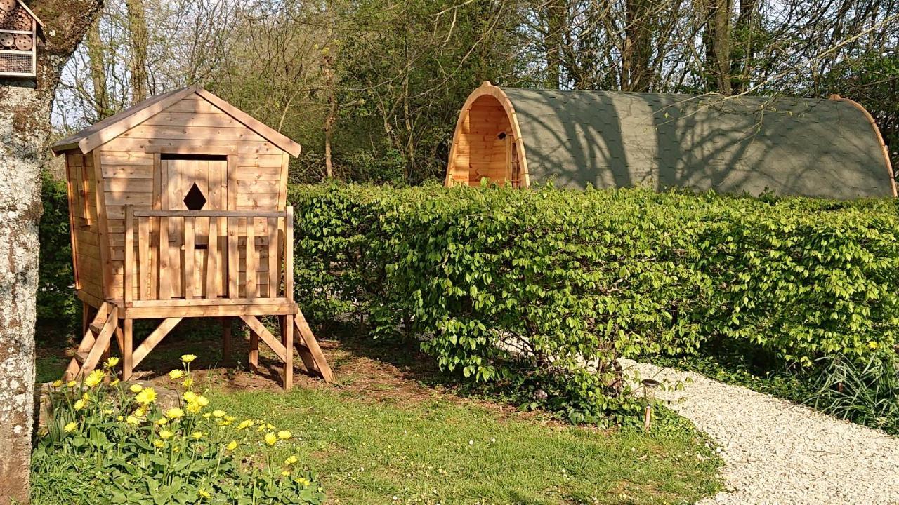Cabane En Bois Avec Bain Nordique Asnieres-sur-Vegre Kültér fotó